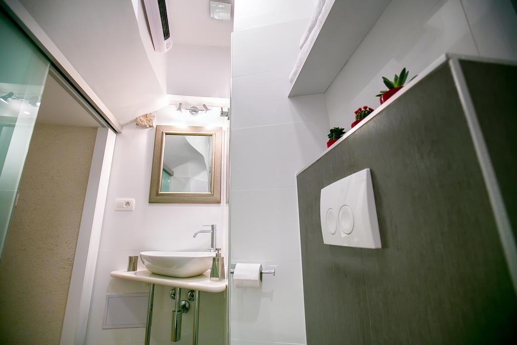 Get Split Luxury Apartment Cameră foto
